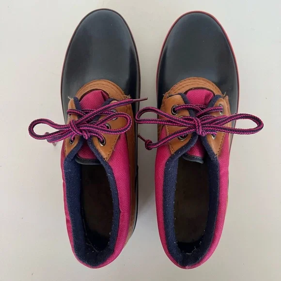 G. H. Bass & Co Calgary Waterproof Rain Duck Boots in Navy/Pink, size 9 - Picture 2 of 12